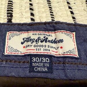 Men’s Flag & Anthem dark brown khakis - 30/30